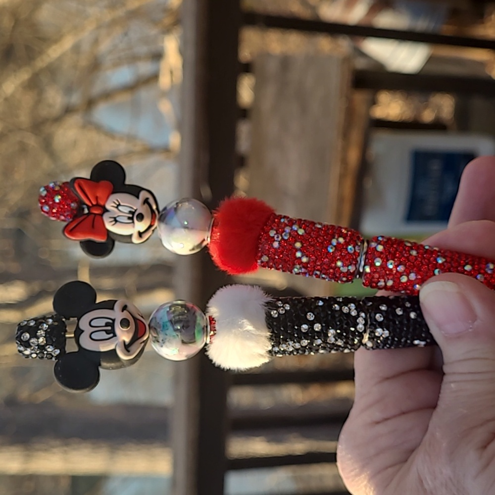 Disney Mickey and Minnie Glitter Pens - Black and Red